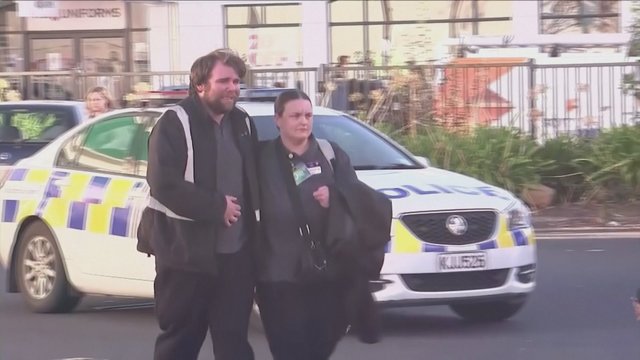 Naujojoje Zelandijoje užpuolikas prekybos centre subadė keturis žmones – policija sučiupo įtariamąjį
