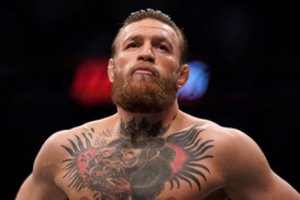 UFC legenda C. McGregoras svarsto įsigyti futbolo komandą: kovotojo akiratyje – dvi legendinės ekipos