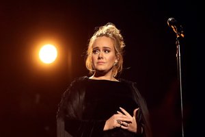 Klastinga liga pasiglemžė dainininkės Adele tėčio gyvybę