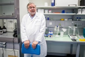 Pateikė daugiau detalių apie lietuvių kuriamą vaistą nuo COVID-19: jau žino, kaip būtų naudojamas