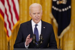 Baltieji rūmai: J. Bidenas siekia glaudesnių ryšių su vidurio ir Rytų Europa