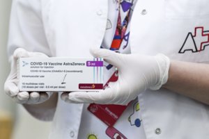 SAM: galutinis sprendimas dėl „AstraZeneca“ vakcinos ribojimo – artimiausiu metu