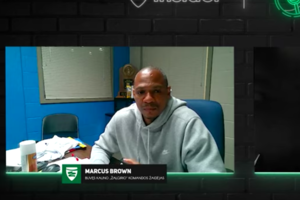 Seniai girdėtas M. Brownas prabilo apie legendinę D. Collinso frazę po rungtynių