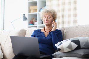 Šiaulietė atidavė pinigus romantiškam sukčiui: kaip jie veikia ir kaip nepasiduoti