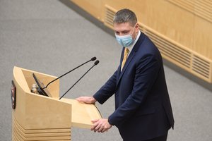 A. Mazuronis: Prezidentūros bandymai slėpti apklausų klausimus rodo nebrandumą 