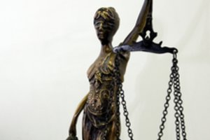 Apeliacinis teismas peržiūrėjo bylą dėl korupcijos nustatant darbingumo lygius