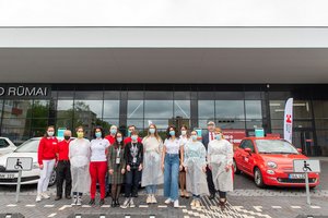 Pritrūko skiepų: vakcinavimo centras Kaune šiai savaitei jau užsidarė – skiepys tik žmones namuose