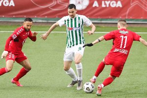 „Žalgiris“ vėl įveikė „Panevėžį“, tačiau pergalę aptemdė futbolininkų traumos