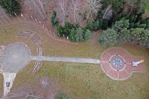 Susizgribo pagražinti nutriušusį Europos centrą – tenka raudonuoti prieš turistus  