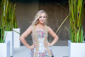 Šokėja E. Straleckaitė atskleidė paslaptį, kaip suderinti makiažą ir sportą, nepakenkiant odai