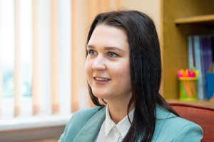 26-erių mokytoja Ligita: „Geriau jau keltų mokytojų atlyginimus, o ne studentų stipendijas“