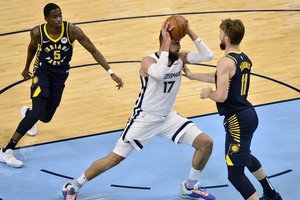 Paaiškėjo NBA įkrintamųjų kovų dalyviai ir atkrintamųjų dvikovų poros: žais ir du lietuviai