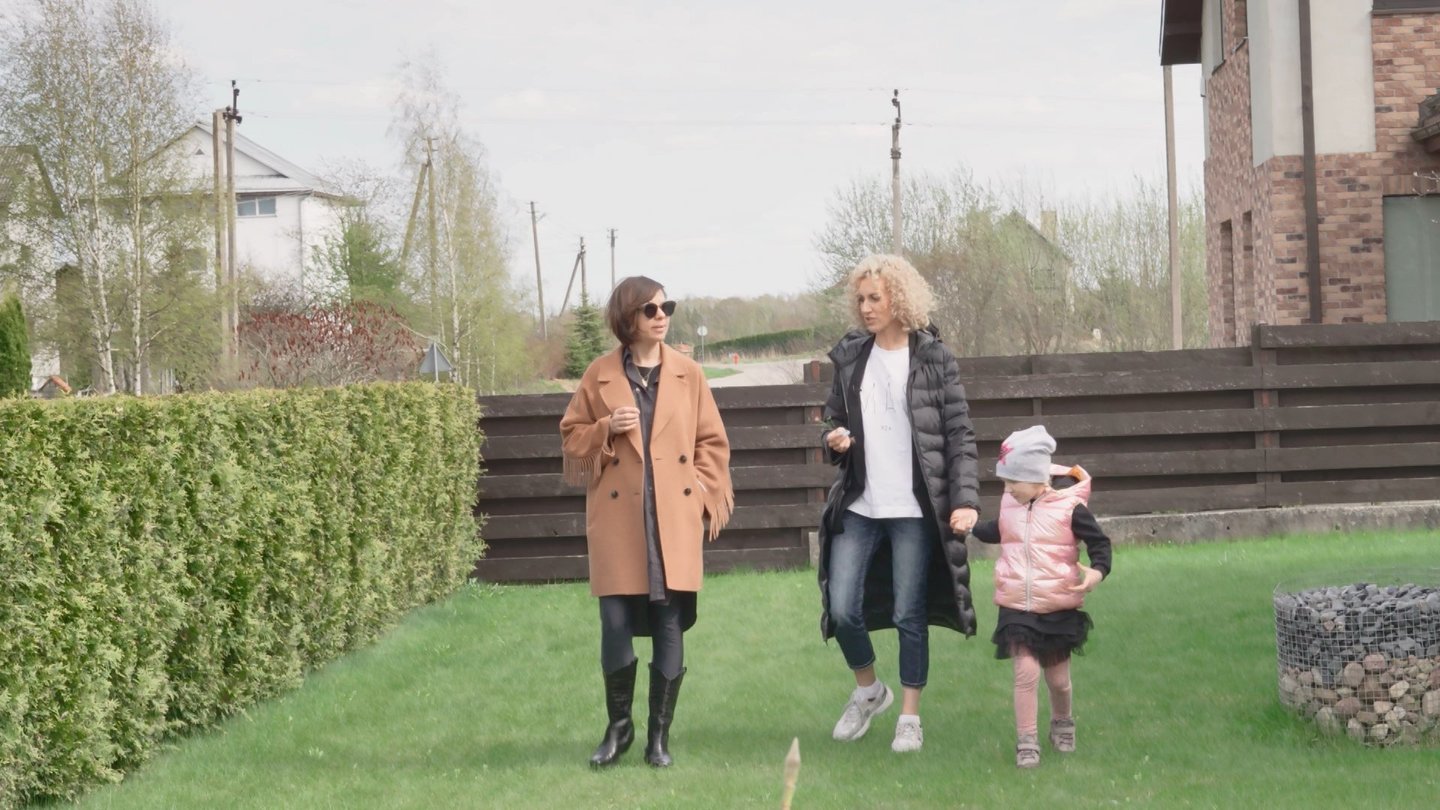  Katažina ir Deivydas Zvonkai atvėrė savo naujų namų duris.<br>LNK nuotr.