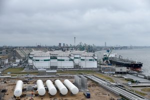 Kelia klausimą, ar dabar metas didinti žemės nuomos mokestį Klaipėdos uoste