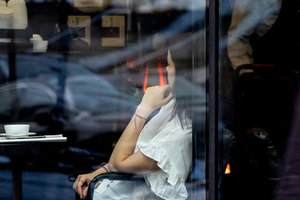 Karantinas atvėrė lietuvių emocines žaizdas: labiausiai nukentėjo moterys, dalis žmonių pagalbos vis dar nesulaukia