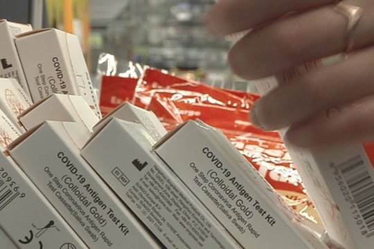 Pasitikrinkite, ar įsigijote greitąjį antigeno testą, kuris tinkamas atlikti namuose