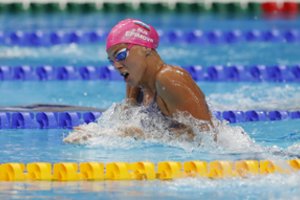 J. Jefimova išvengė fiasko: 0,01 sek. aplenkė tautietę ir iškovojo svarbų medalį