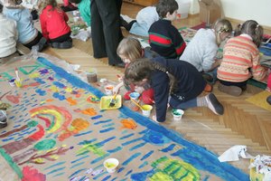 Darželinuko mama Kaune sukėlė audrą: įsiuto, kad vaikai „eksperimentavo su vaivorykštėmis“