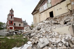 Išgriovus buvusios ligoninės pastatą Vilniuje atsivėrė netikėtos erdvės