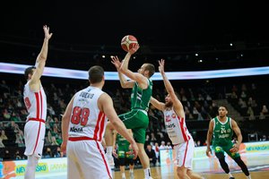 Čempioniškas startas: „Žalgiris“ nubloškė uteniškius, kuriems jėgų priešintis užteko tik pirmajam kėliniui