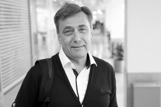 Paaiškėjo, kada bus laidojamas ambasadorius E. Bagdonas: šeima turi vieną prašymą