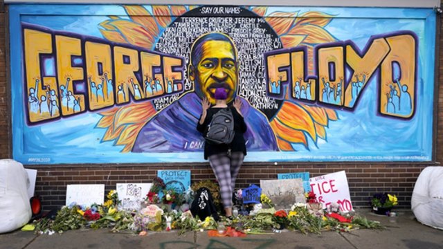 JAV vėl aidi protestai: minimos afroamerikiečio G. Floydo mirties metinės