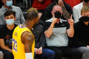 Pabudę „Lakers“ lyderiai supyko: padėjo savo komandai perimti namų aikštės pranašumą