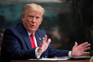 D. Trumpo verslo reikalus tiriantys Niujorko prokurorai sušaukė didžiąją žiuri