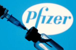 EVA penktadienį paskelbs sprendimą dėl paauglių skiepijimo „Pfizer“ vakcina nuo COVID-19