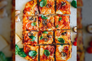 Vienoje skardoje kepta pica, kurios pakaks visai šeimai 