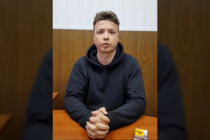 R. Pratasevičiaus advokatei pavyko su juo susitikti: apžiūrėjo, ar sveikas