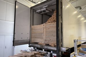 Medienos vietoje – baltarusiškos cigaretės: Raigarde sulaikyta beveik 1,5 mln. eurų kontrabanda 