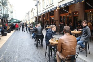 Lietuvoje per parą – 522 nauji koronaviruso atvejai, nuo užkrato mirė dar 9 žmonės