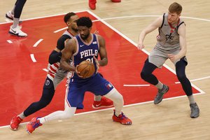 Liko tik žingsnis: J. Embiido vedama Filadelfijos komanda anksti užsitikrino trečiąją pergalę prieš „Wizards“
