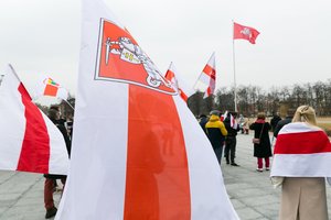 Eurokomisaro vizito Vilniuje metu baltarusių opozicija surengė akciją prie EK atstovybės