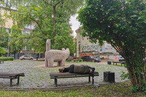 Vilnietei trūko kantrybė dėl vaizdų prie garsaus skvero: „Galbūt meras galėtų atsakyti?“