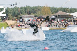 Po metų pertraukos vėl vyks pasaulinio lygio „Red Bull WakeDuel“ varžybos