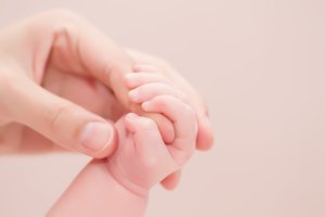 Kaune gimė rekordinio dydžio mergytė: tokių skaičių šiemet dar nematė