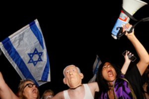 Izraelio partijos pradėjo paskutinį „permainų koalicijos“ formavimo etapą