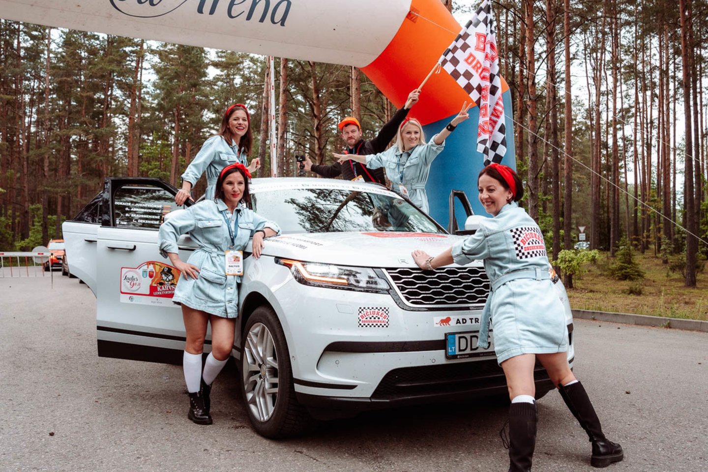 „Ladies Go“ yra numačiusi dar 4 etapus šiais metais SERES Nacionalinėse Vairuojančių moterų varžybose.