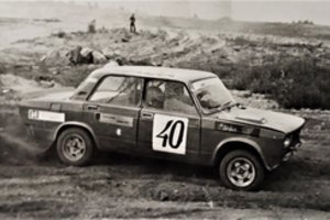 Pasakoja apie pirmąsias ralio lenktynes Lietuvoje: dėl pergalės ralistai griebdavosi sunkiai suvokiamų gudrybių