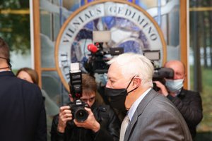 Politologas: Baltarusijos teisėsaugos kreipimasis dėl V. Adamkaus – bandymas nukreipti dėmesį, į jį reikėtų nereaguoti