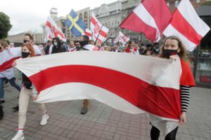 Baltarusijoje suimtos trys lenkų tautinės mažumos narės išėjo į laisvę