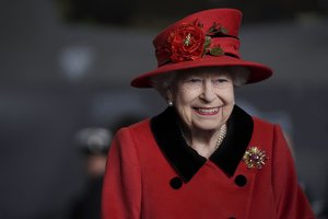Elizabeth II jau planuoja savo valdymo jubiliejų: britai į darbą neis 4 dienas