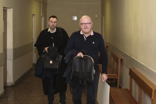 Ž. Saladžinskas lieka nuteistas: dėl jo kaltės motinos netekęs vyras dar sunkiai tvardo ašaras