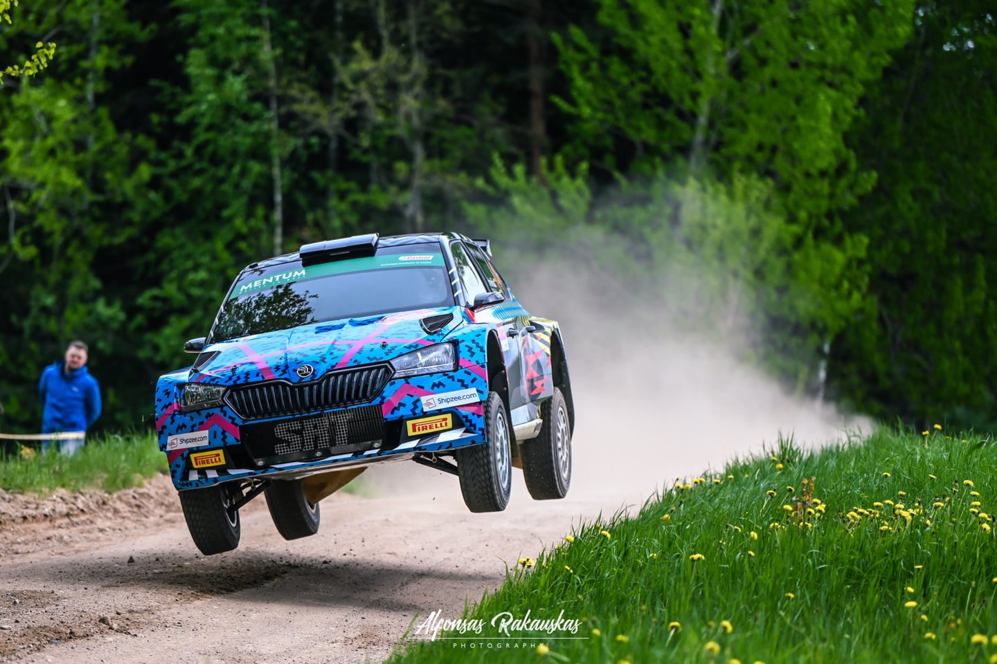 Pajėgiausi Lietuvos ir Lenkijos ralio meistrai bei keletas pilotų iš Latvijos, Estijos, Ukrainos bei Čekijos pradės kovas „Rally Žemaitija 2021“ trasose.<br>Pranešėjų spaudai nuotr.