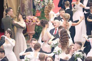 A. Lukašenka ir jo moterys: režimo lyderis dievina gražuoles