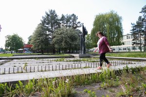 Prie vieno fontano kauniečiai kadaise fotografuodavosi, dabar – stengiasi jį apeiti ratu