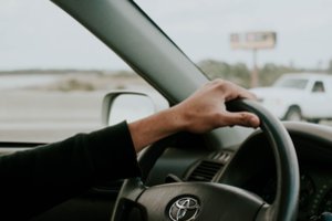 Po darbuotojo savižudybės – viešas „Toyota“ bendrovės atsiprašymas: viršininko žinutė pavaldiniui skambėjo siaubingai