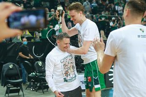 Auksiniai „Žalgirio“ krepšininkų skaičiai: LKL žiedų valdovas P. Jankūnas tapo legenda